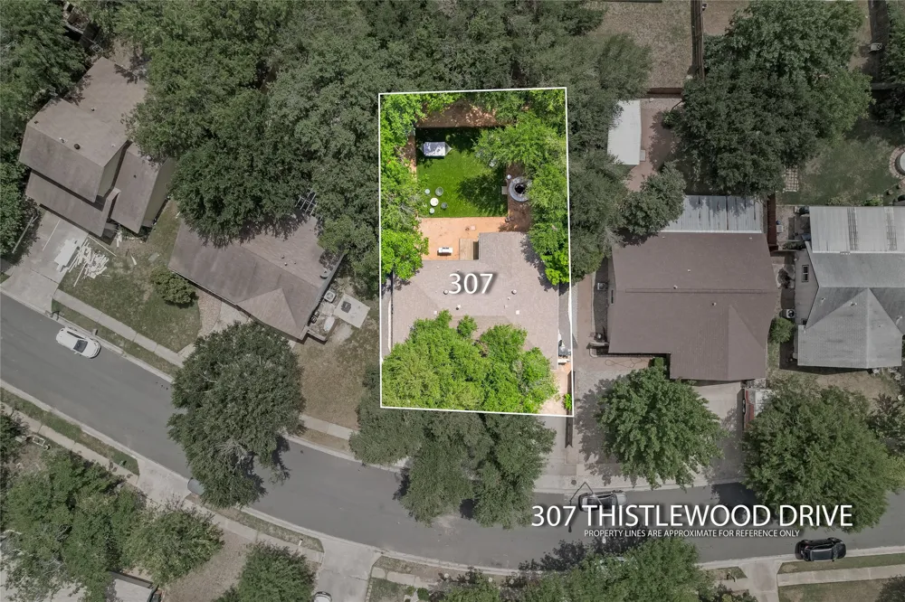 307 Thistlewood Drive Austin, TX 78745