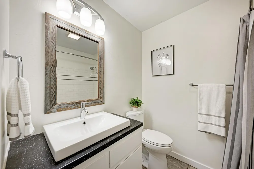 307 Thistlewood Drive Austin, TX 78745