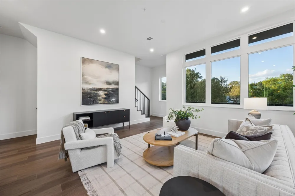4101 Menchaca Road #203 Austin, TX 78704