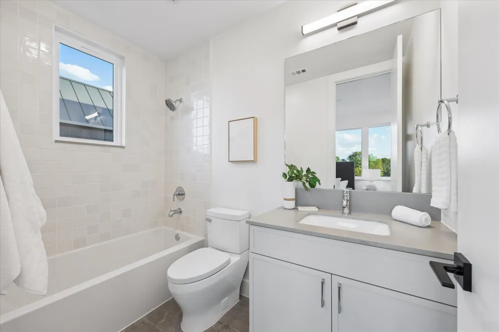 4101 Menchaca Road #203 Austin, TX 78704