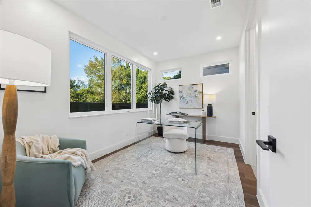 4101 Menchaca Road #203 Austin, TX 78704