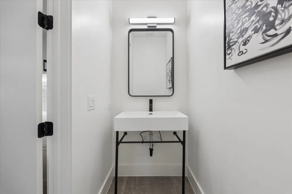 4101 Menchaca Road #203 Austin, TX 78704