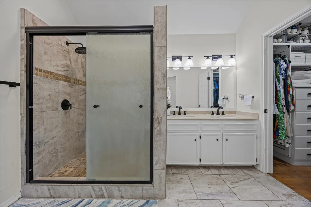 3006 Overland Street Round Rock, TX 78681