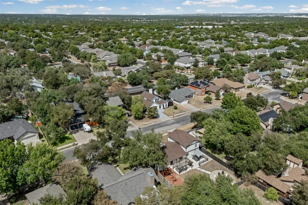 3006 Overland Street Round Rock, TX 78681