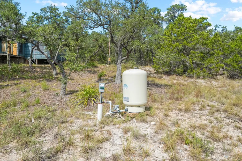 700 Rolling Hills Drive Wimberley, TX 78676