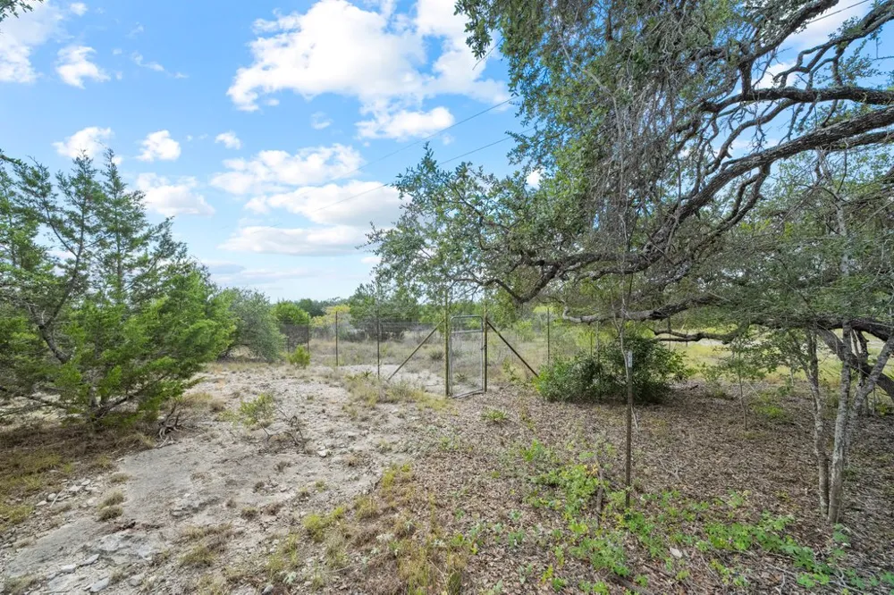 700 Rolling Hills Drive Wimberley, TX 78676