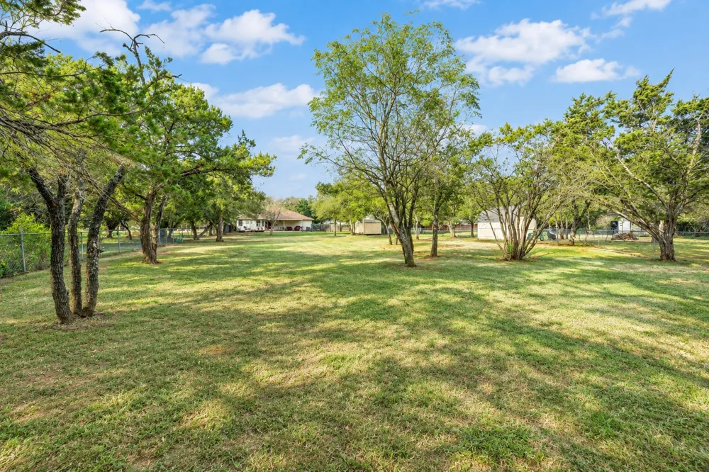 510 Maybrook Drive Buda, TX 78610