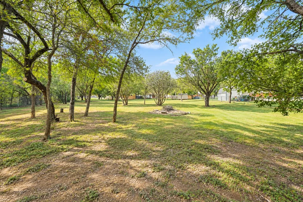 510 Maybrook Drive Buda, TX 78610