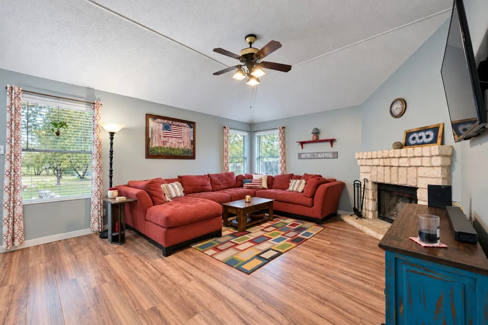 510 Maybrook Drive Buda, TX 78610