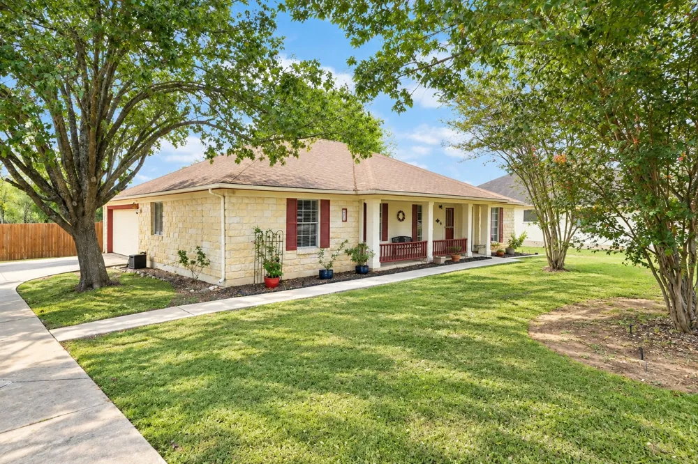 510 Maybrook Drive Buda, TX 78610