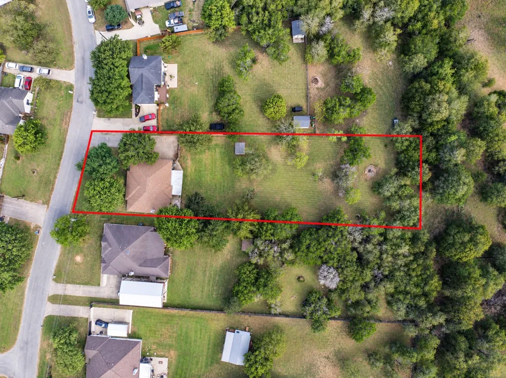 510 Maybrook Drive Buda, TX 78610