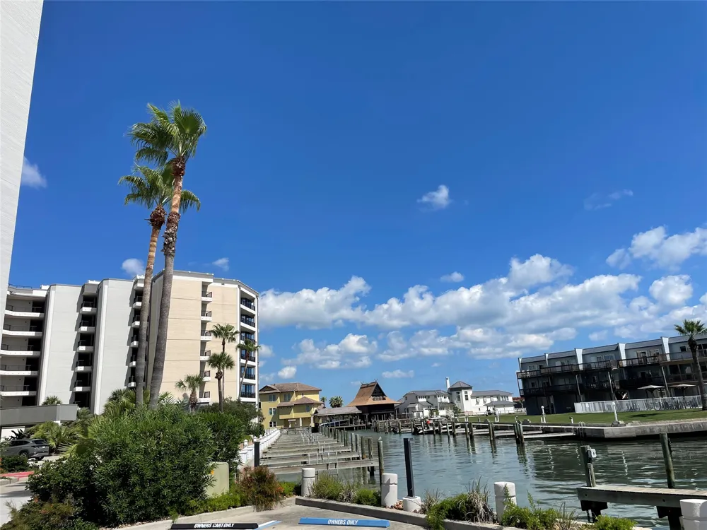 1000 Station Street #106 Port Aransas, TX 78373