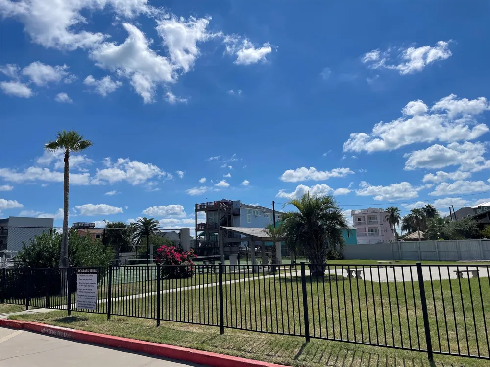 1000 Station Street #106 Port Aransas, TX 78373