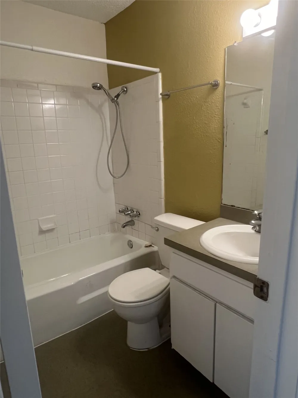 1501 W North Loop Boulevard #106 Austin, TX 78756