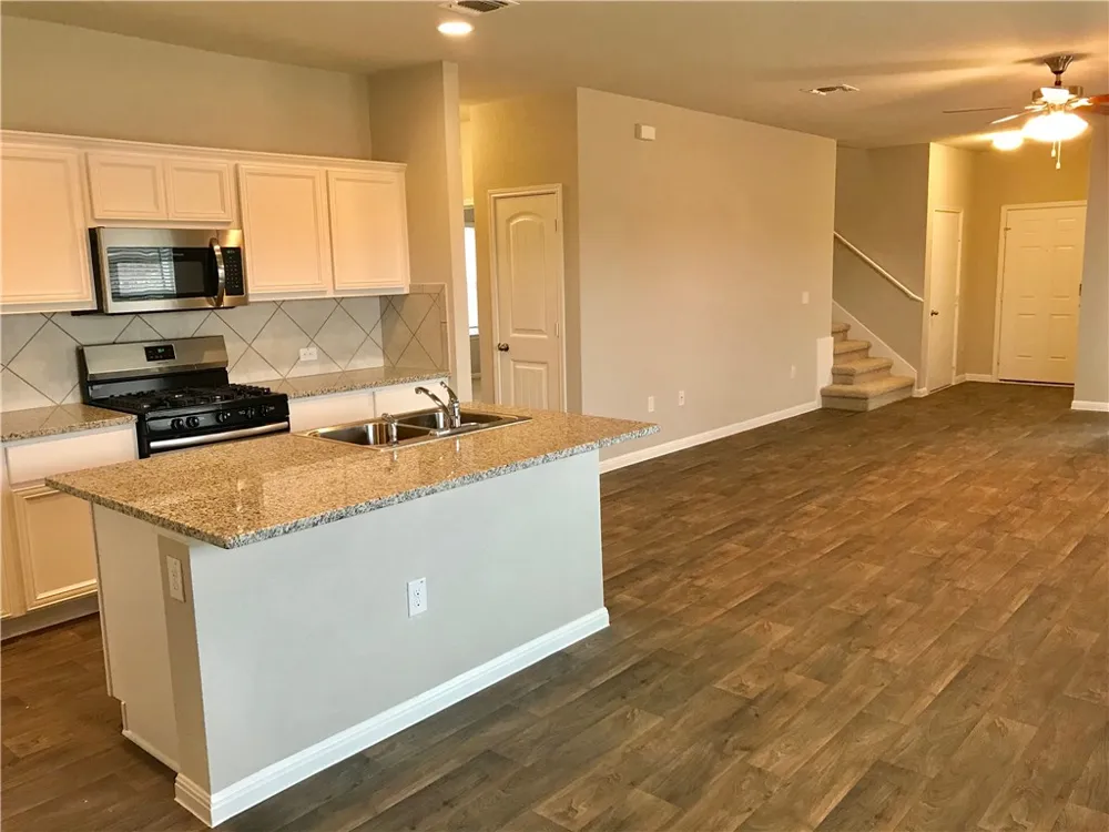 10916 Gonzales Ranger Pass Austin, TX 78754