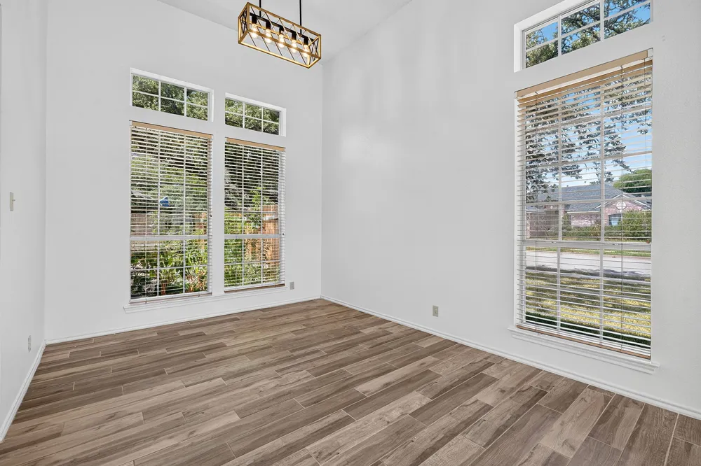 2721 Little Elm Trail Cedar Park, TX 78613