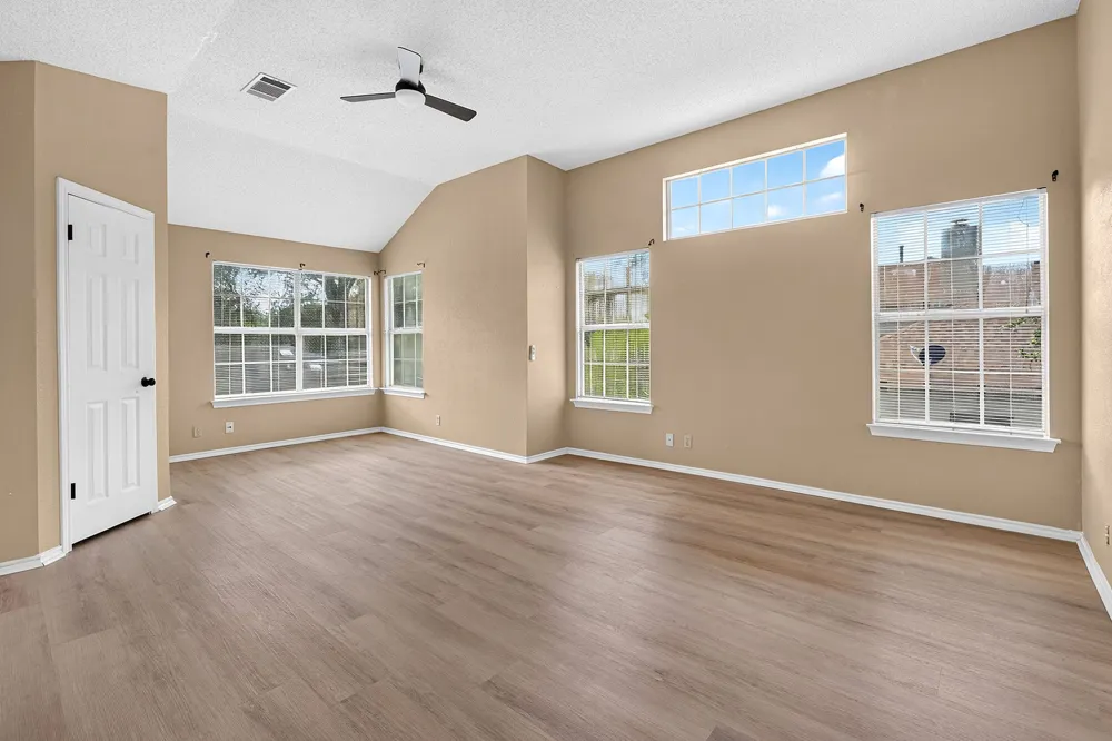 2721 Little Elm Trail Cedar Park, TX 78613