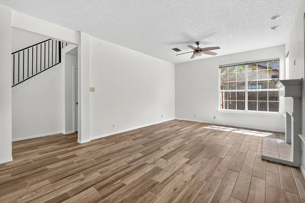 2721 Little Elm Trail Cedar Park, TX 78613