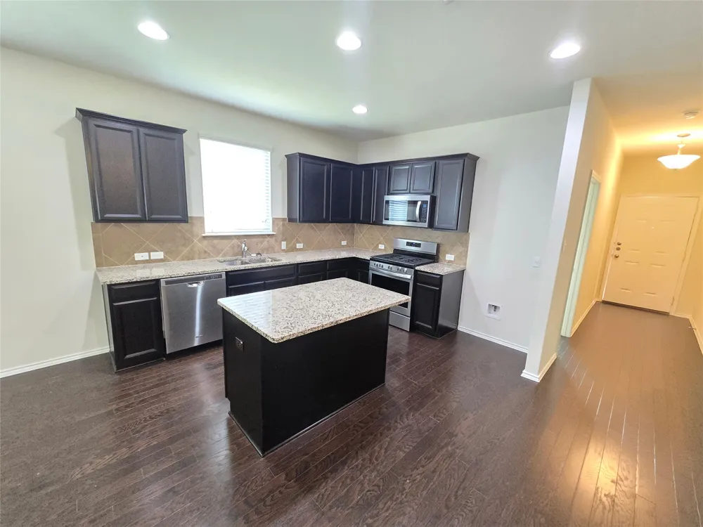 1916 Cliffbrake Way Georgetown, TX 78626