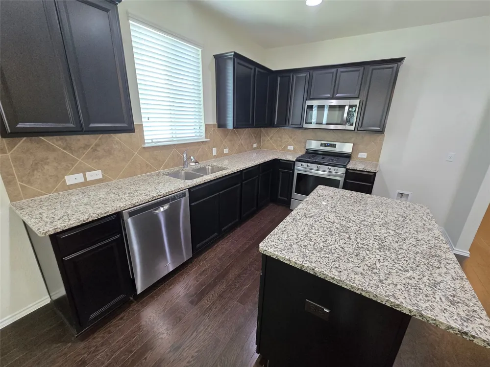 1916 Cliffbrake Way Georgetown, TX 78626
