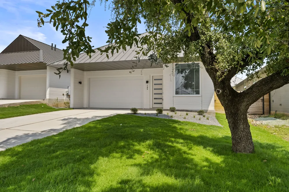 105 Rough Creek Road Georgetown, TX 78628