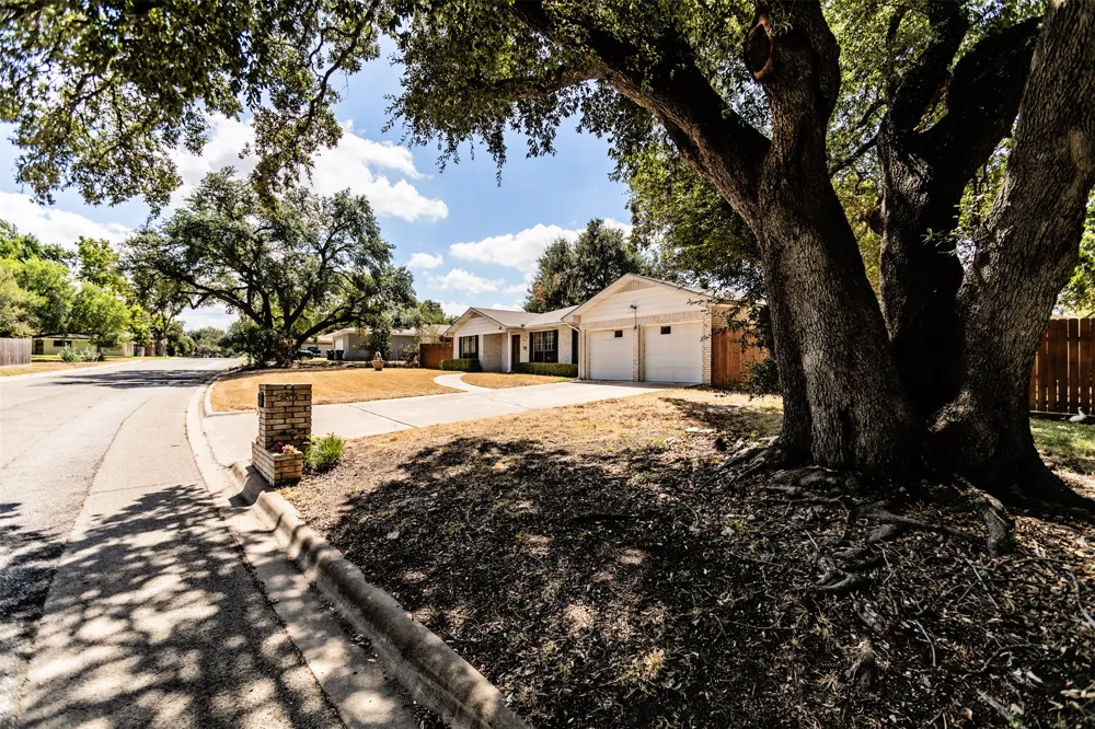 3205 Pin Oak Drive Temple, TX 76502