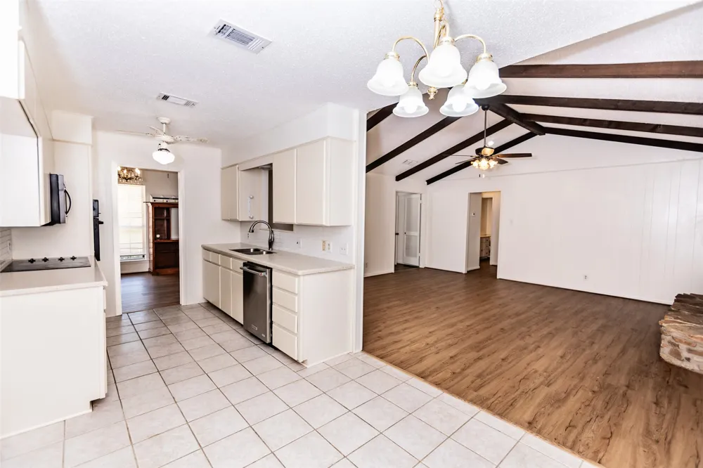 3205 Pin Oak Drive Temple, TX 76502