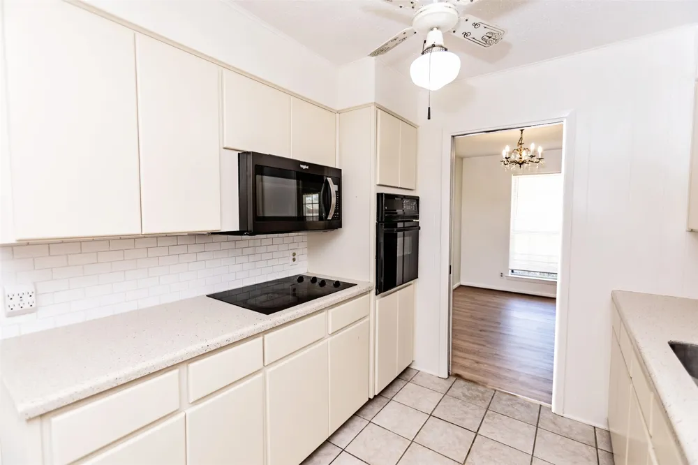3205 Pin Oak Drive Temple, TX 76502