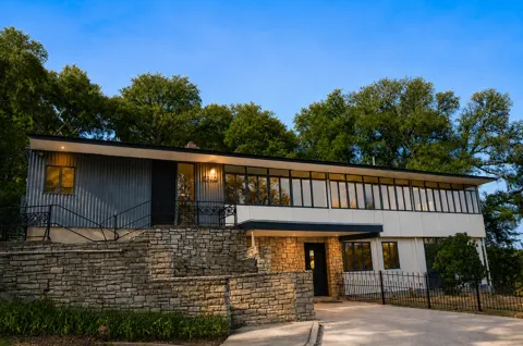 2410 Pemberton Parkway