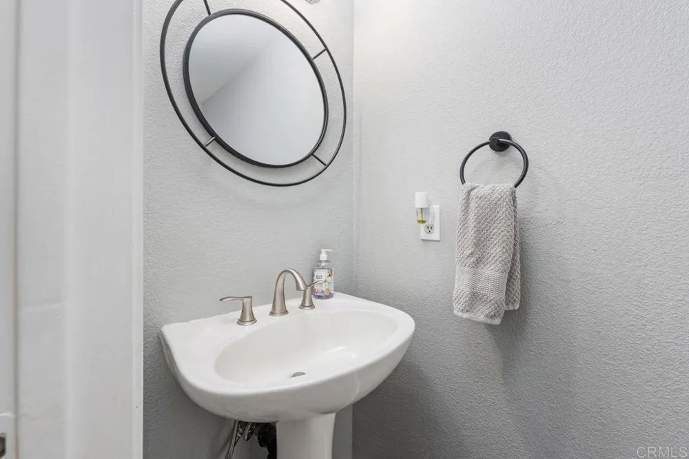 325 Whispering Willow Drive #C Santee, CA 92071
