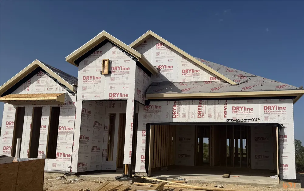481 Emerald Walk Loop Dripping Springs, TX 78620