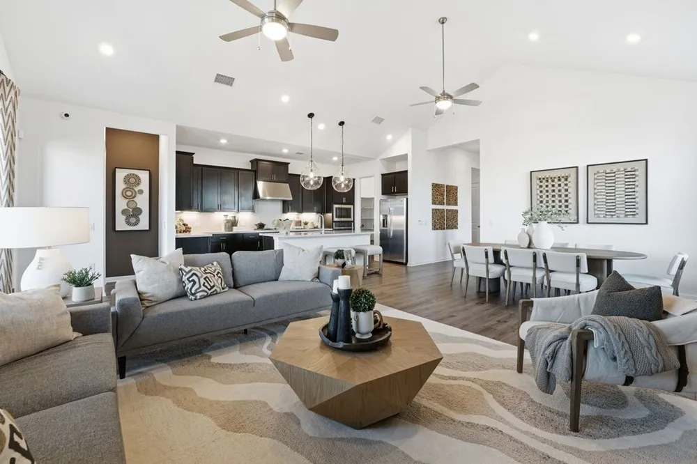481 Emerald Walk Loop Dripping Springs, TX 78620