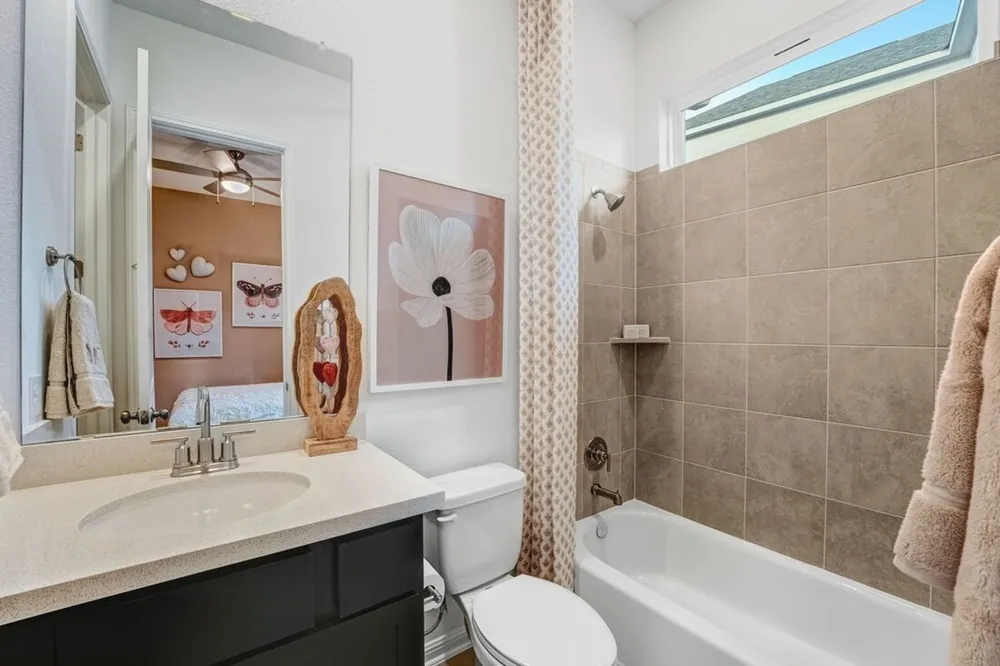 481 Emerald Walk Loop Dripping Springs, TX 78620