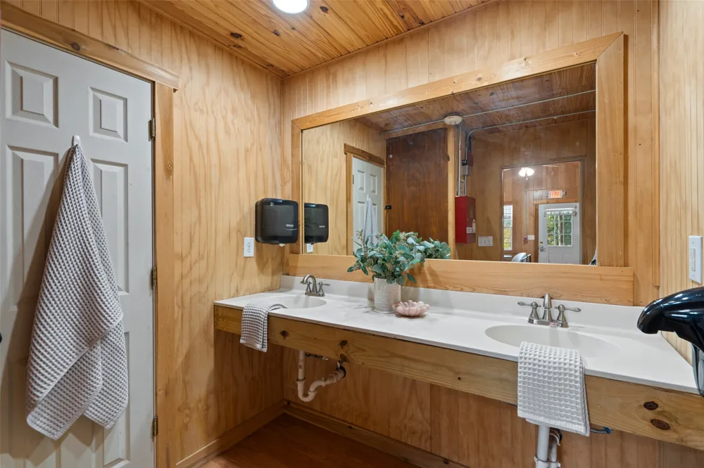 10703 Ranch Road 12 Wimberley, TX 78676