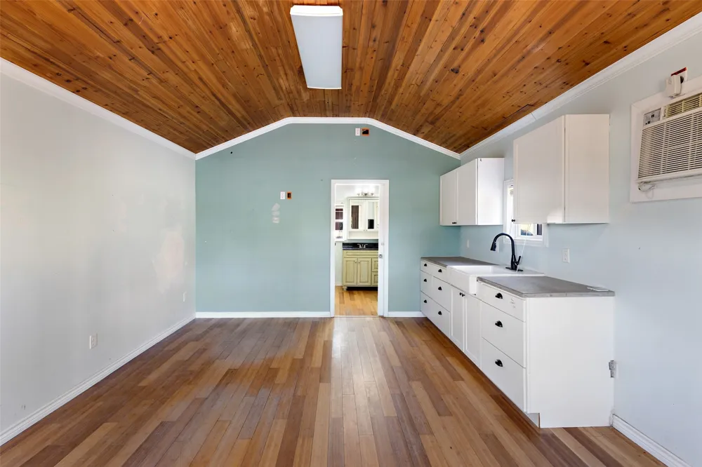 10703 Ranch Road 12 Wimberley, TX 78676