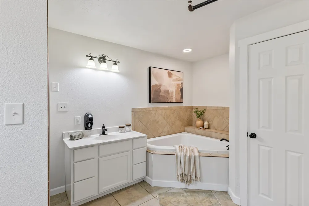 10703 Ranch Road 12 Wimberley, TX 78676