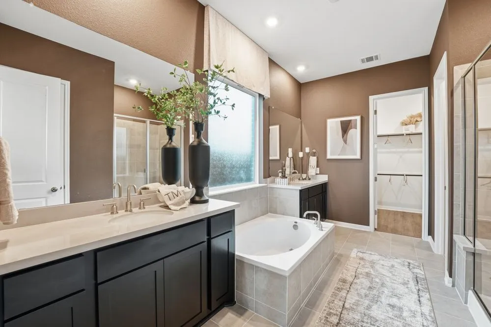 8913 Golden Lion Drive Austin, TX 78744