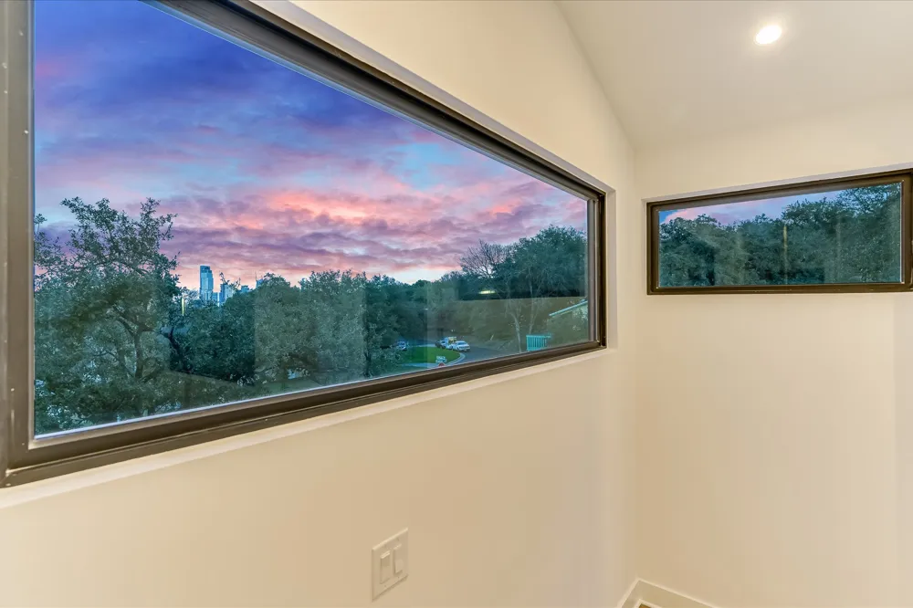 2401 Trailside Drive #B Austin, TX 78704