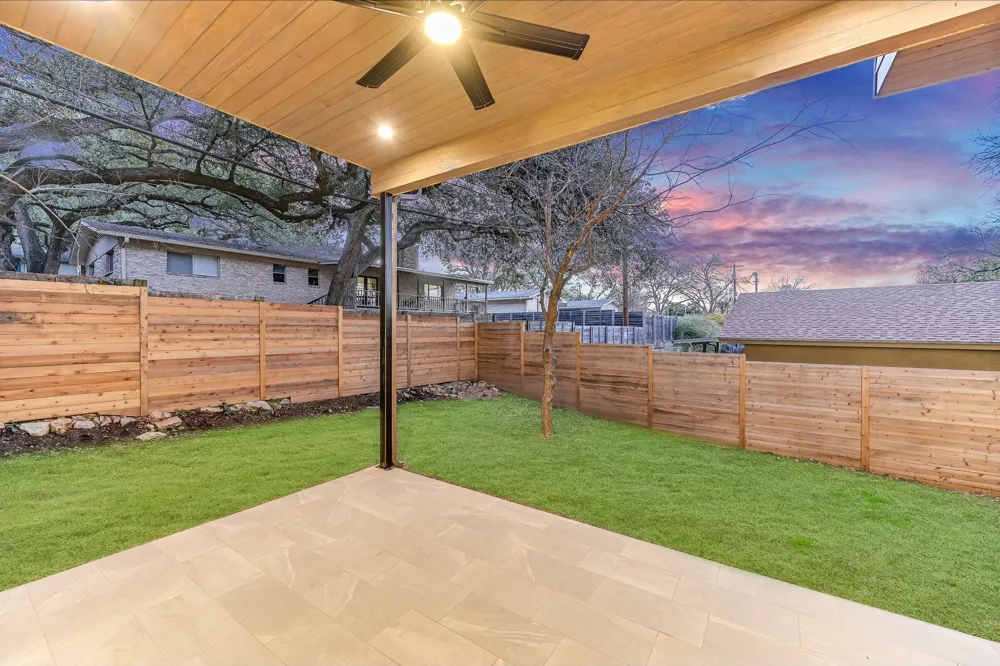 2401 Trailside Drive #B Austin, TX 78704