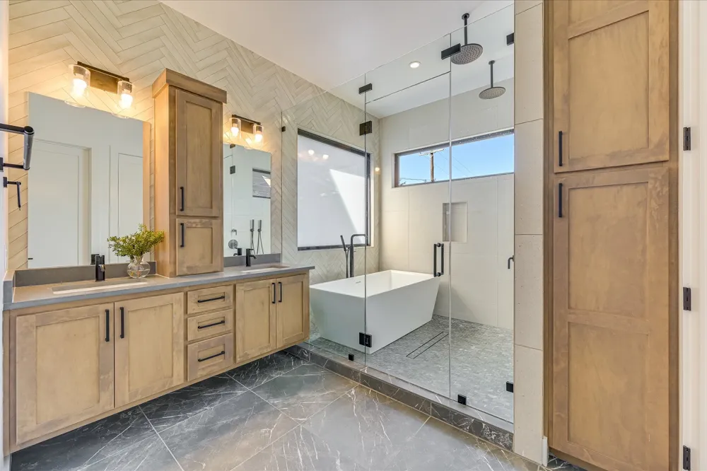 2401 Trailside Drive #B Austin, TX 78704