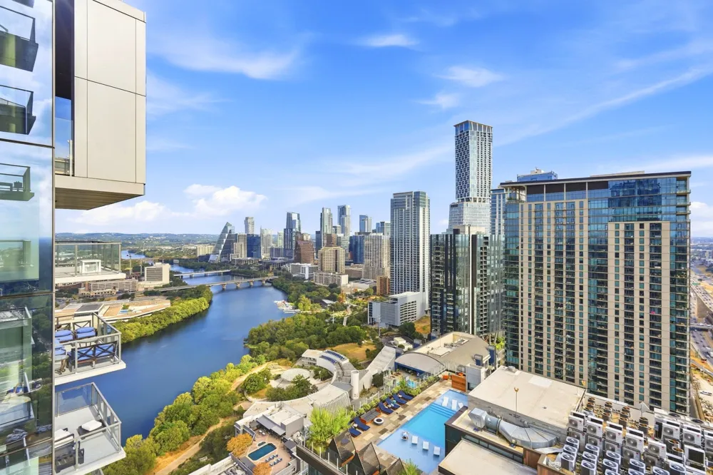 44 East Avenue #3604 Austin, TX 78701