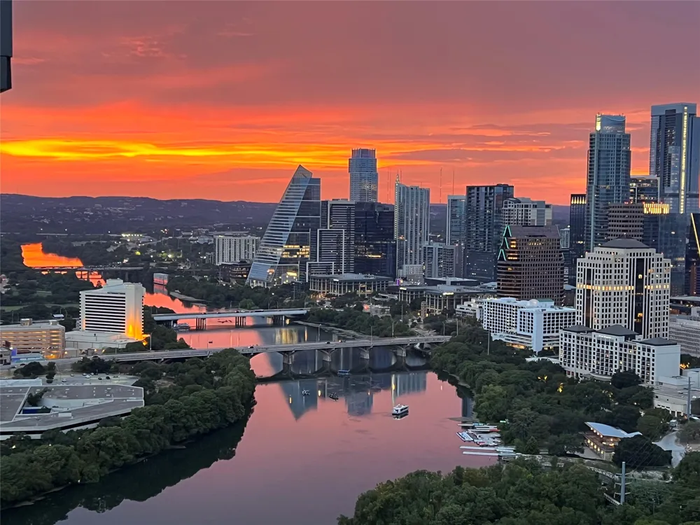 44 East Avenue #3604 Austin, TX 78701