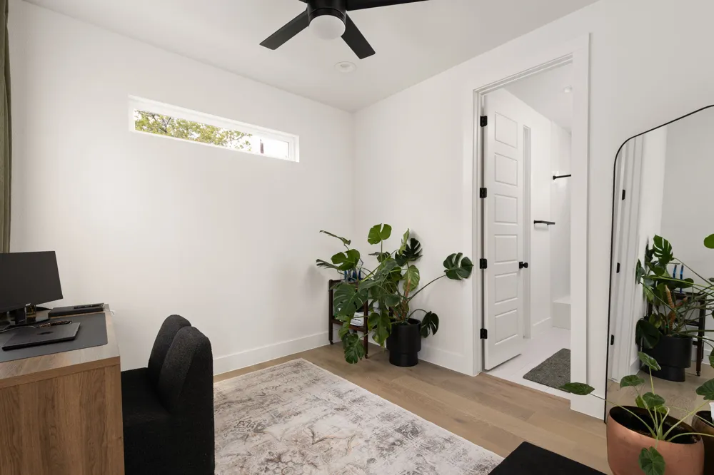 1809 Maple Avenue #2 Austin, TX 78702