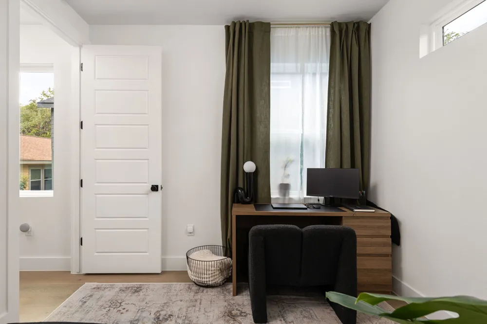 1809 Maple Avenue #2 Austin, TX 78702