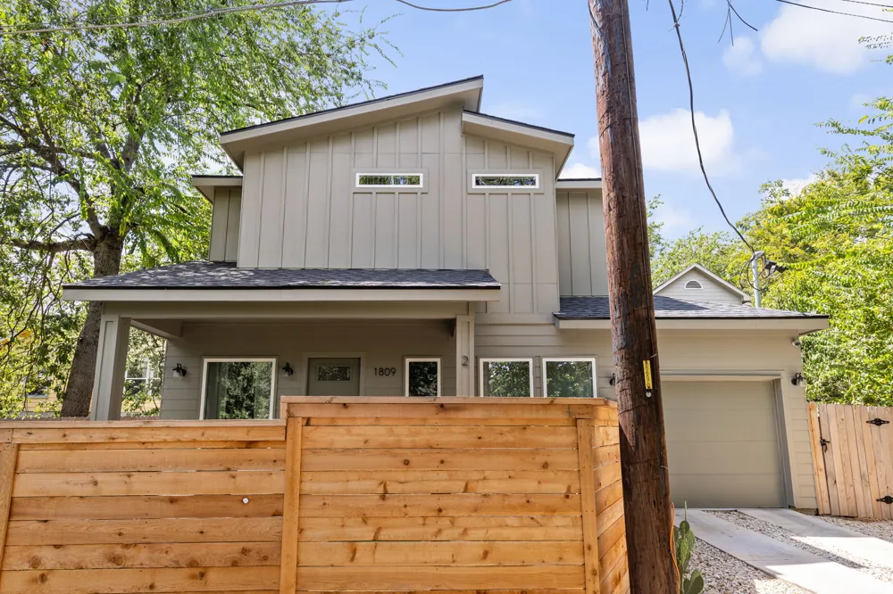 1809 Maple Avenue #2 Austin, TX 78702