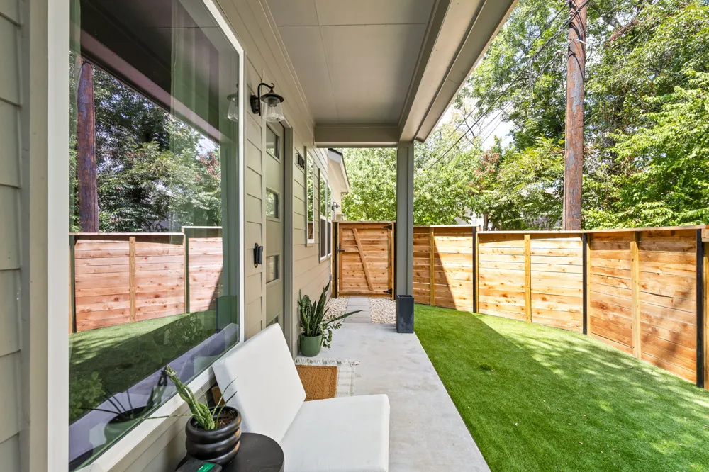 1809 Maple Avenue #2 Austin, TX 78702