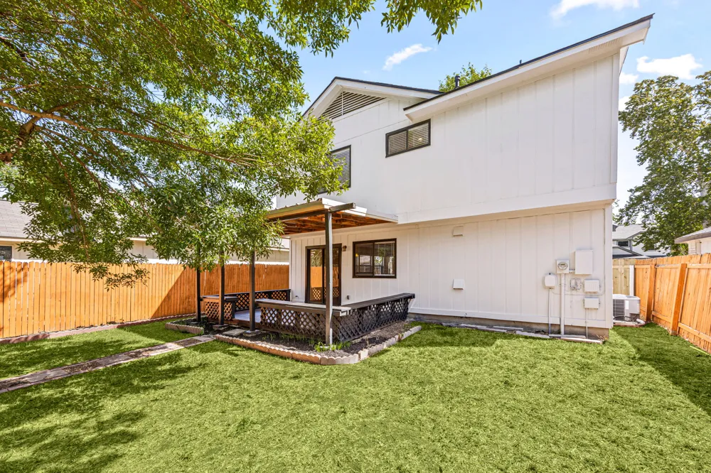 2409 Dowd Lane Austin, TX 78728