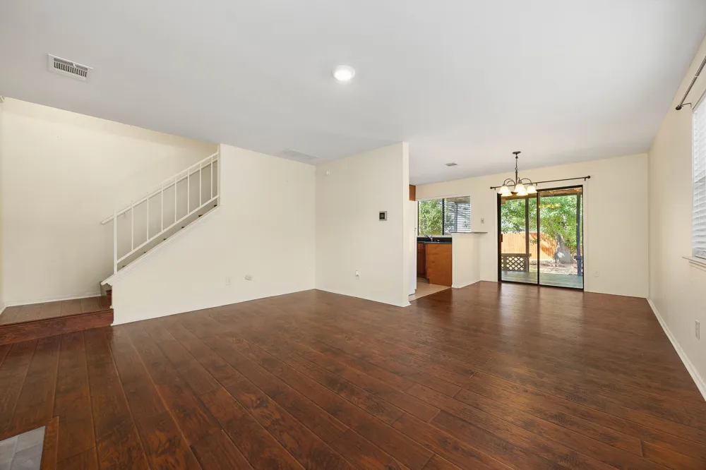 2409 Dowd Lane Austin, TX 78728