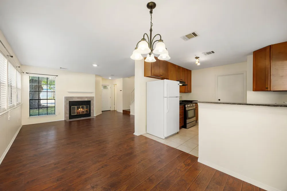 2409 Dowd Lane Austin, TX 78728