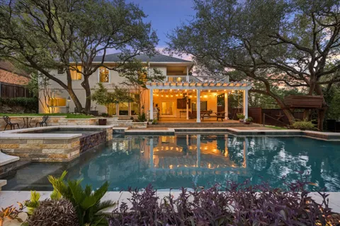 6302 Mountain Park Cove